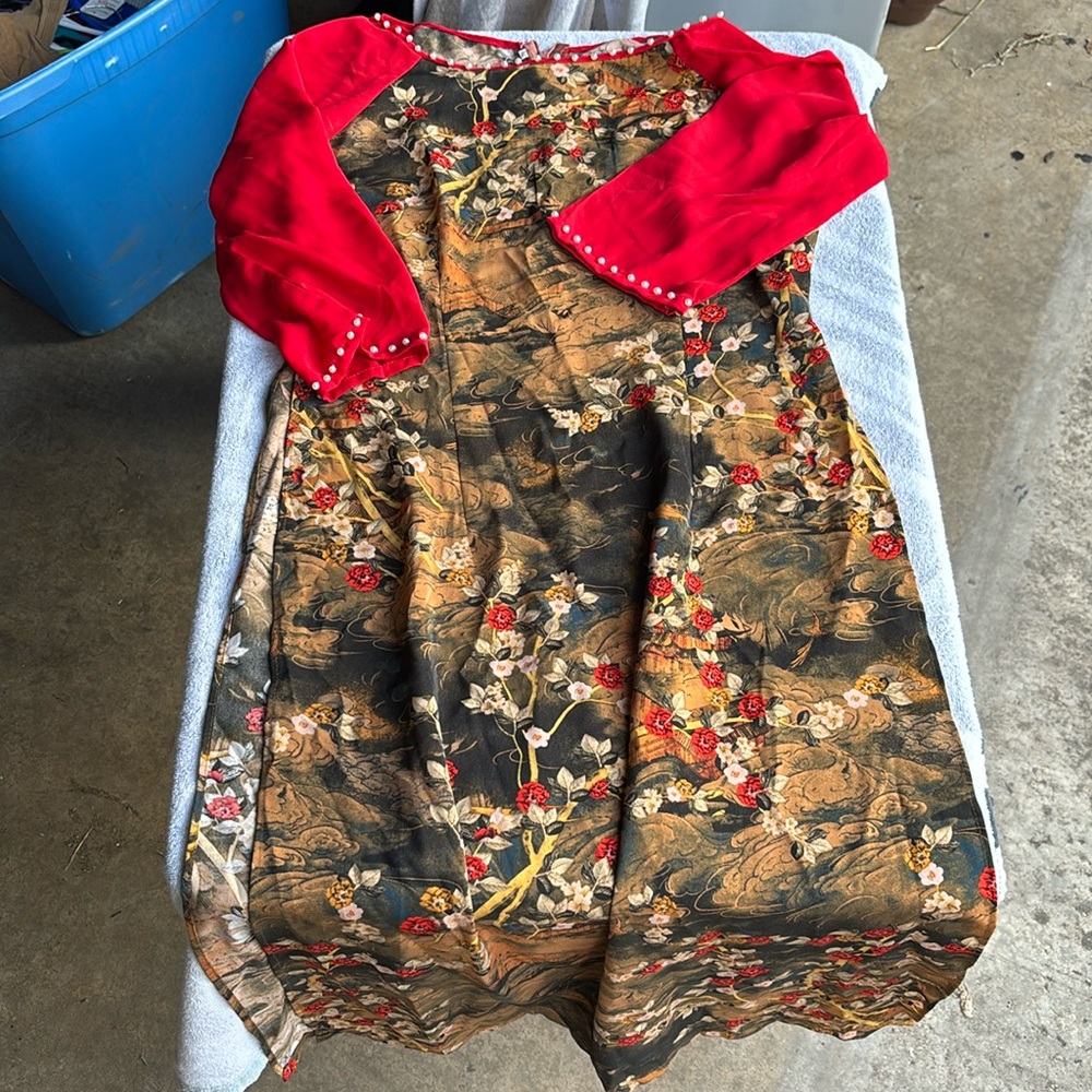 Beautiful light weight dress